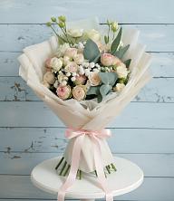 Букет цветов из:  Розы и Лизиантусы в Новохопёрский