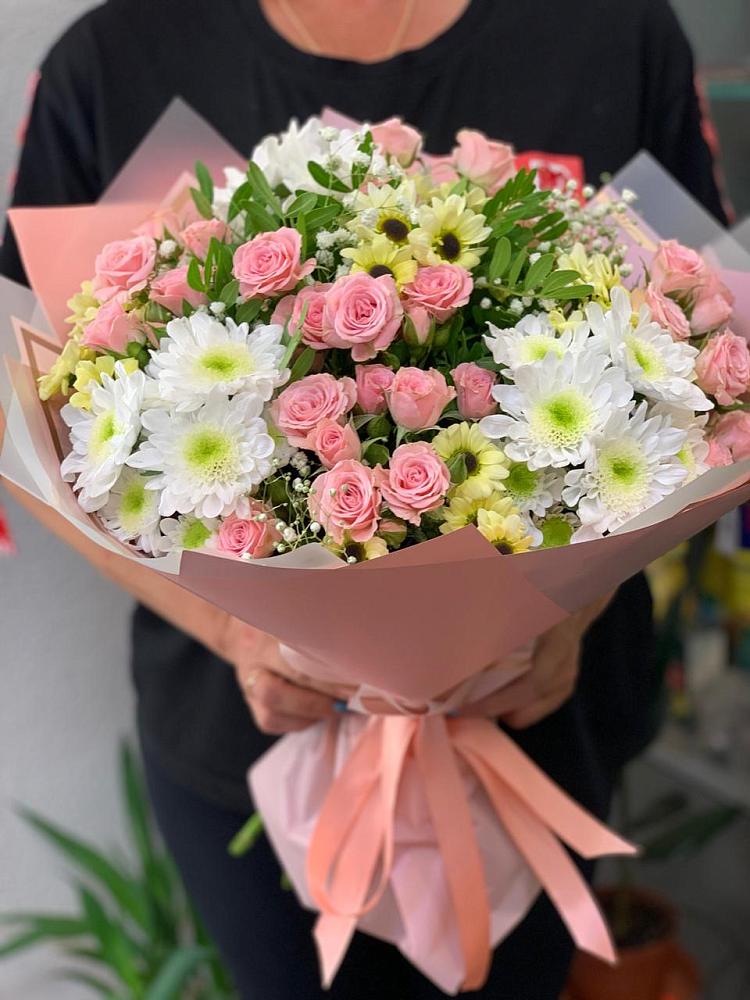 Букет цветов из: Розы и Хризантемы в Новохопёрский