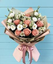 Букет цветов из:  Розы, Альстромерии и Лизиантусы в Новохопёрский