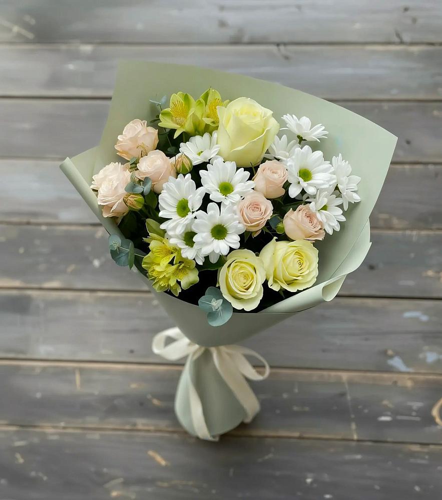 Букет цветов из: Альстромерии, Розы и Хризантемы в Новохопёрский