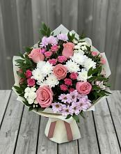 Букет цветов из:  Альстромерии, Гвоздики, Розы и Хризантемы в Новохопёрский