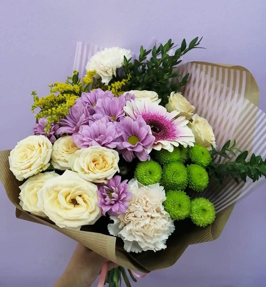 Букет цветов из: Хризантемы, Розы, Гвоздики и Герберы в Новохопёрский