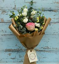 Букет цветов из:  Розы и Лизиантусы в Новохопёрский